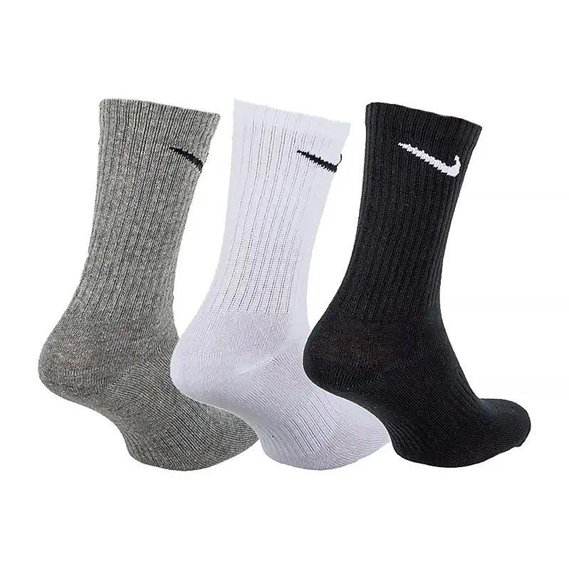Шкарпетки Nike U NK EVERYDAY LTWT CREW 3PR білий, сірий, чорний Чол